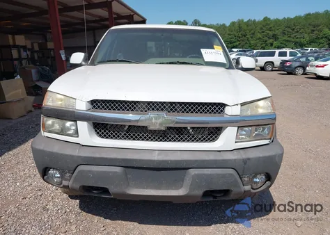 2002 Chevrolet Avalanche 1500 z USA, uszkodzony, nr VIN 3GNEC13T02G185665
